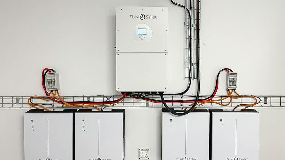 Routine maintenance on a Gqeberha (Port Elizabeth) solar installation